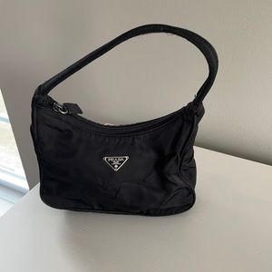 Vintage Nylon Prada handbag with dust bag